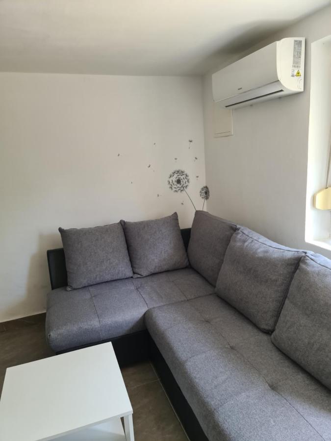 Marton Appartamento Krk Esterno foto
